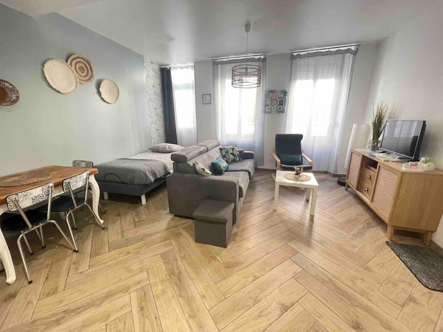 F2 Rez De Chaussee O Meuble De Pithiviers Εξωτερικό φωτογραφία